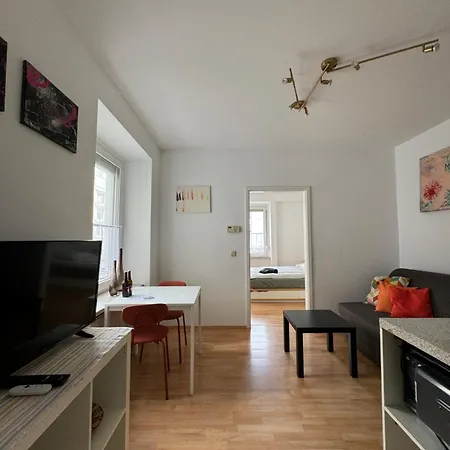 Appartement 32m2 - Gemuetliche In Zentraler Lage *
