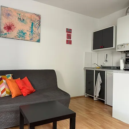 Appartement 32m2 - Gemuetliche In Zentraler Lage